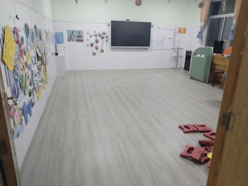 Industrial application of ESD flooring